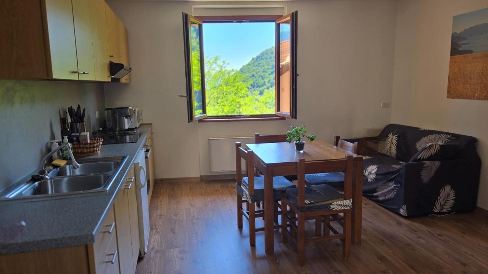 Vercana Agriturismo Runchee מראה חיצוני תמונה